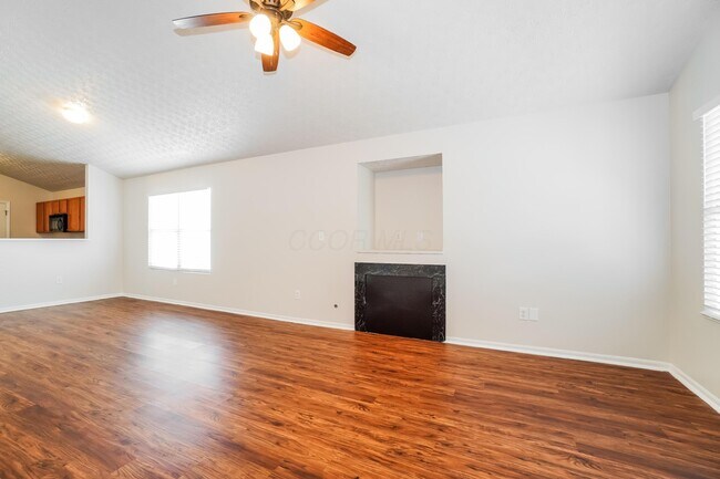 Building Photo - 5393 Blanchard Dr