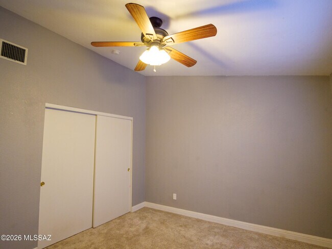 Building Photo - 9599 E Dunnigan Dr