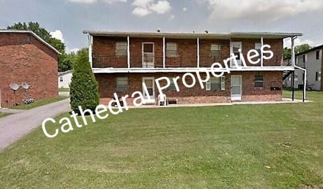 Primary Photo - 104 Lee Dr