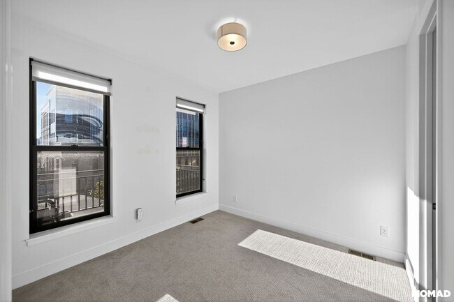 Building Photo - 1 month FREE rent RINO/3-Bed, 3.5-Bath townhouse