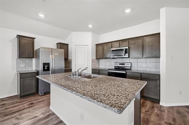 Building Photo - 3307 Brookstone Dr