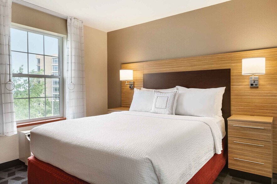 Building Photo - Furnished Studio-Denver - Broomfield