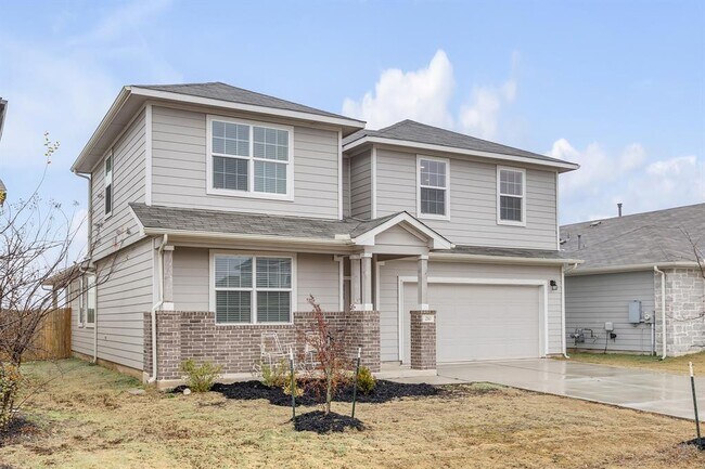 Building Photo - 210 Big Cypress Byu Rd