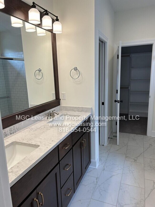 Building Photo - Charming 3-Bedroom Home in the NEW Meadows...