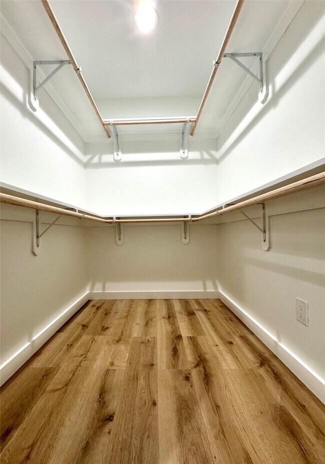 Building Photo - 7322 Laredo St