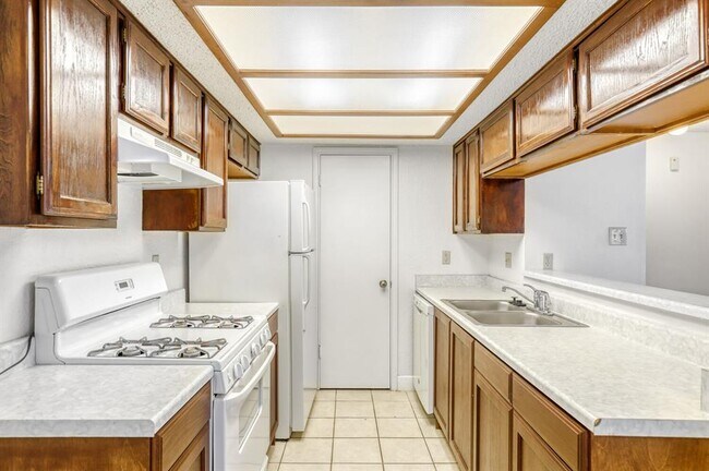 Building Photo - 7806 Chimayo Cove