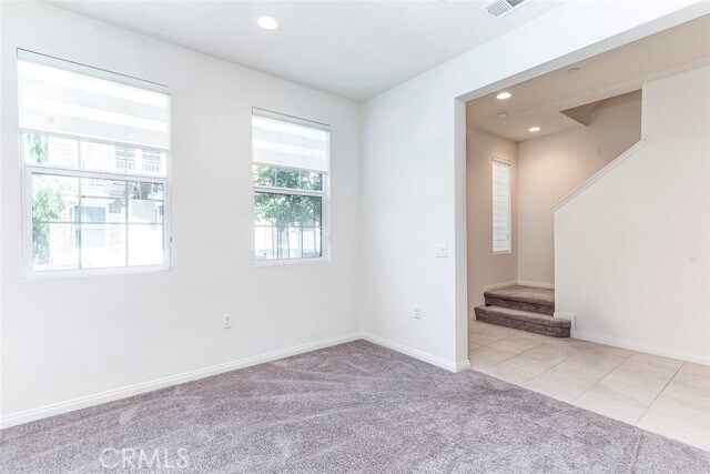 Building Photo - 6996 Cottonwood Ln