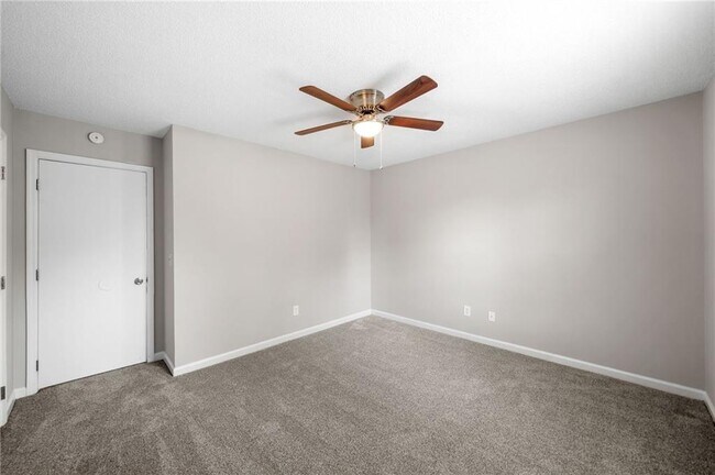 Building Photo - 112 Woodberry Ct