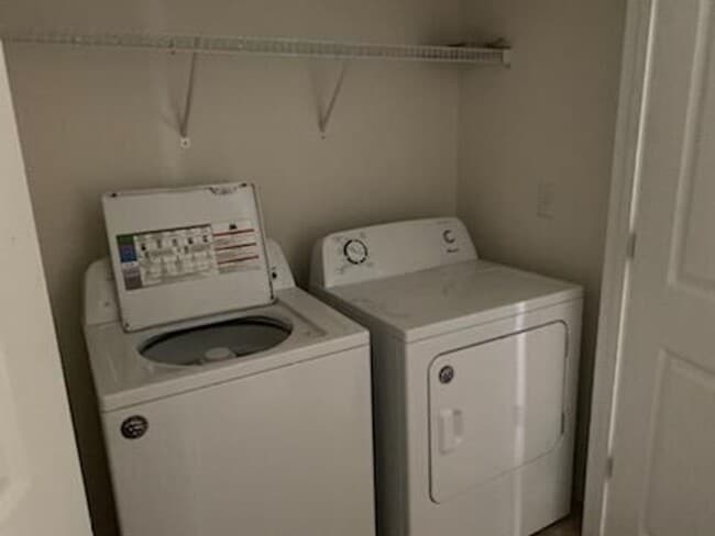 Building Photo - Townhouse in the Landings at Montague Plantation