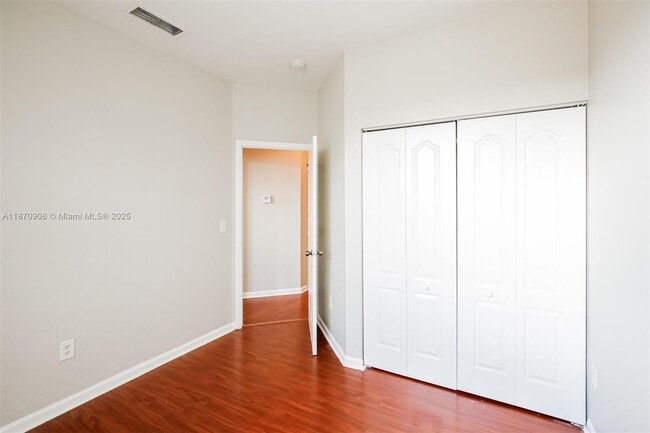 Building Photo - 2222 Portofino Ave