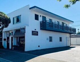 Building Photo - SCH217