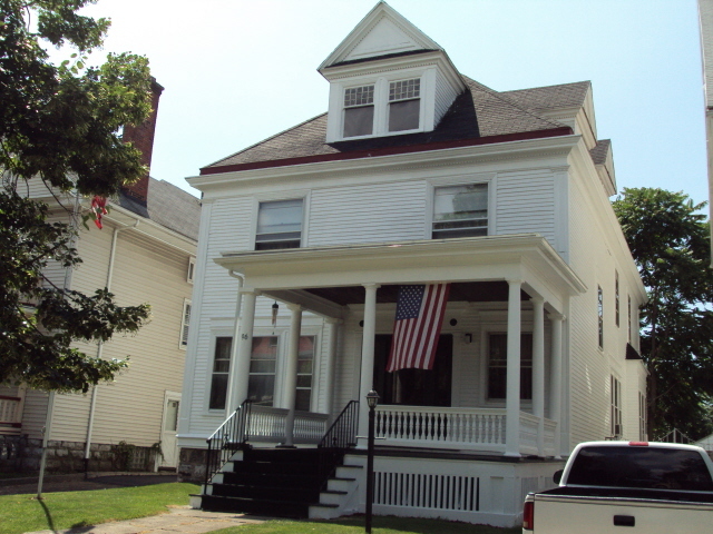 Building Photo - 96 Fargo Ave