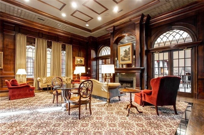 Building Photo - 3334 Peachtree Rd NE