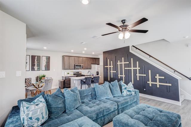 Building Photo - 3628 Chaucer Trl