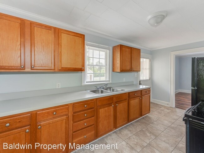 Building Photo - 1 br, 1 bath House - 464 SPRING ST NW