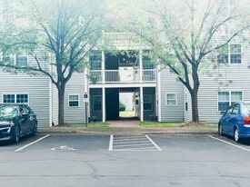 Building Photo - 1911 Wolftech Ln