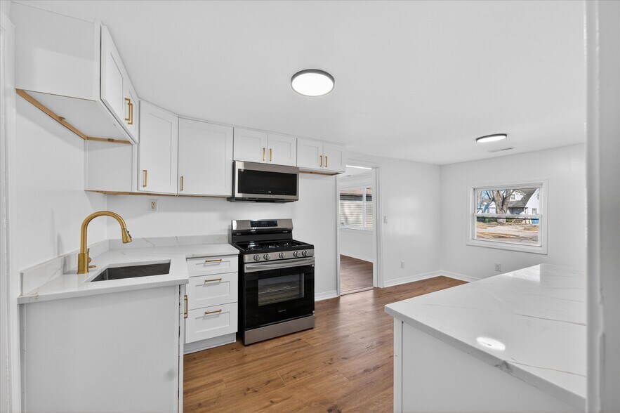 Building Photo - 23817 Willard Ave