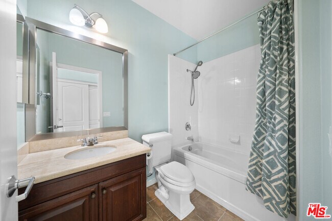 Building Photo - 5509 W 149th Pl