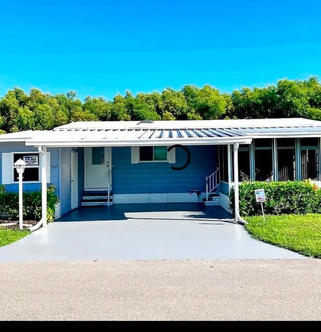 Building Photo - 1535 Gulf Coast Dr