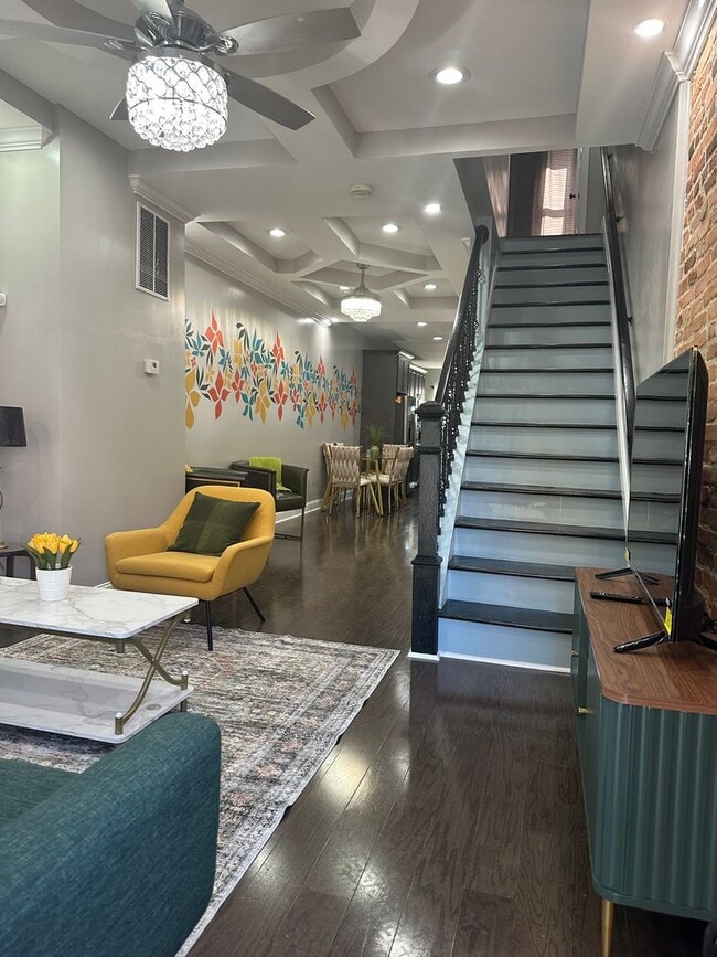 Building Photo - Fully Furnished! Spacious Rooms! Modern Decor! Finished Basement! Central Air! Fireplaces! Availa...