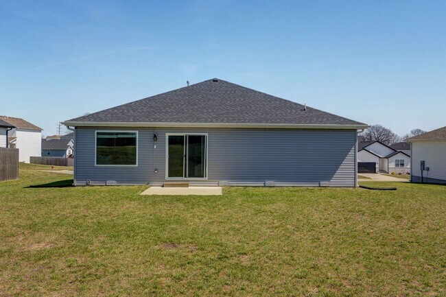 Building Photo - Charming 3 bedroom in Nixa schools!
