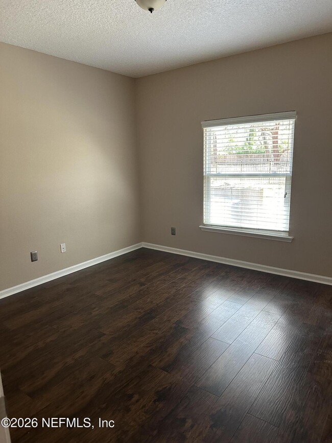 Building Photo - 3817 Paddington Pl