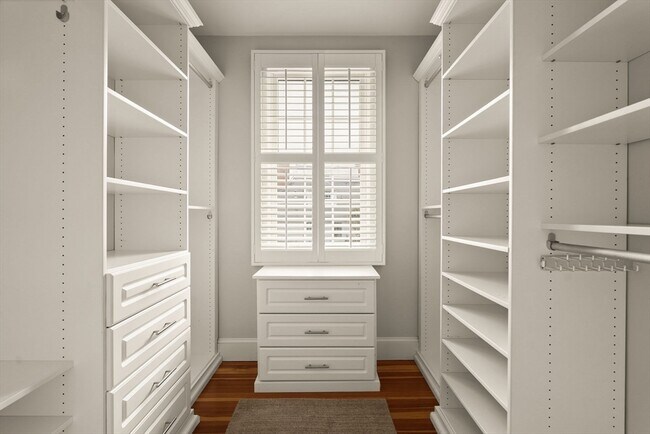 Building Photo - 59 Harbor Ave