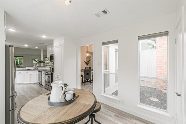 Building Photo - 2314 Silver Sage Dr