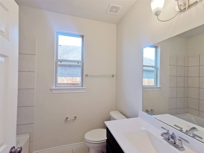 Building Photo - 24931 Providence Heights Way