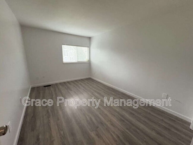 Building Photo - 2241 Coronado Pkwy N