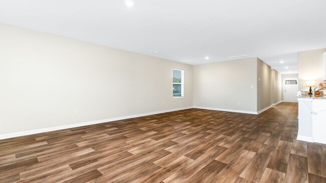 Building Photo - Brand New Home in Kingston Oaks