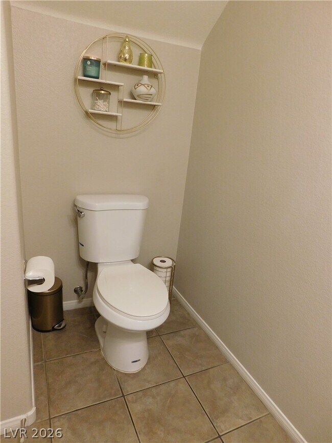 Building Photo - 3965 Palm Beach St