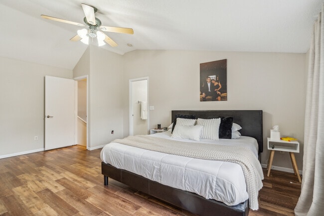 Building Photo - 189 Stephans St