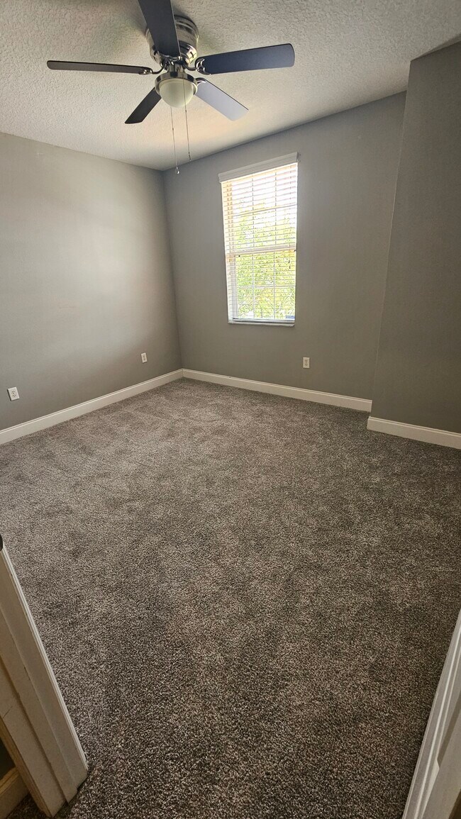 Bedroom 3 - 2410 W North a St