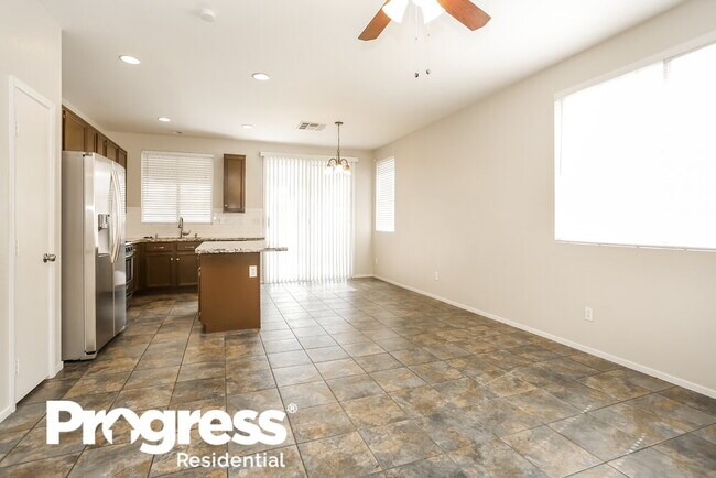 Building Photo - 5740 Indian Springs St