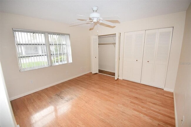 Building Photo - 3961 Ashwood Ln
