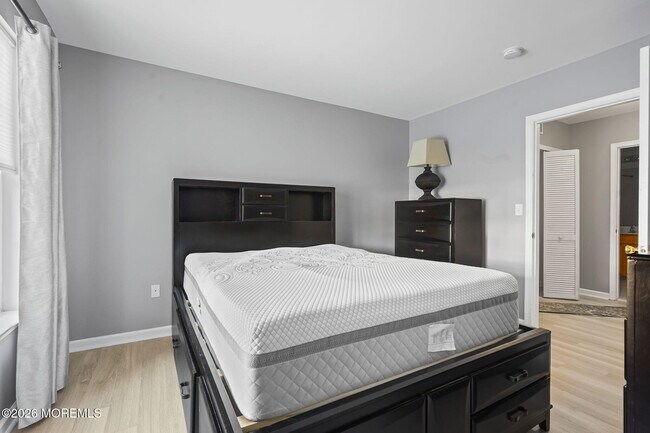 Building Photo - 1228 Morning Glory Dr