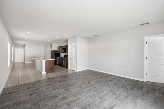 Building Photo - 1530 Finnigan Cir