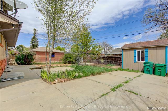 Building Photo - 6900 Larsh Dr
