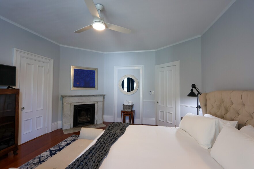 Building Photo - 39 Cypress St