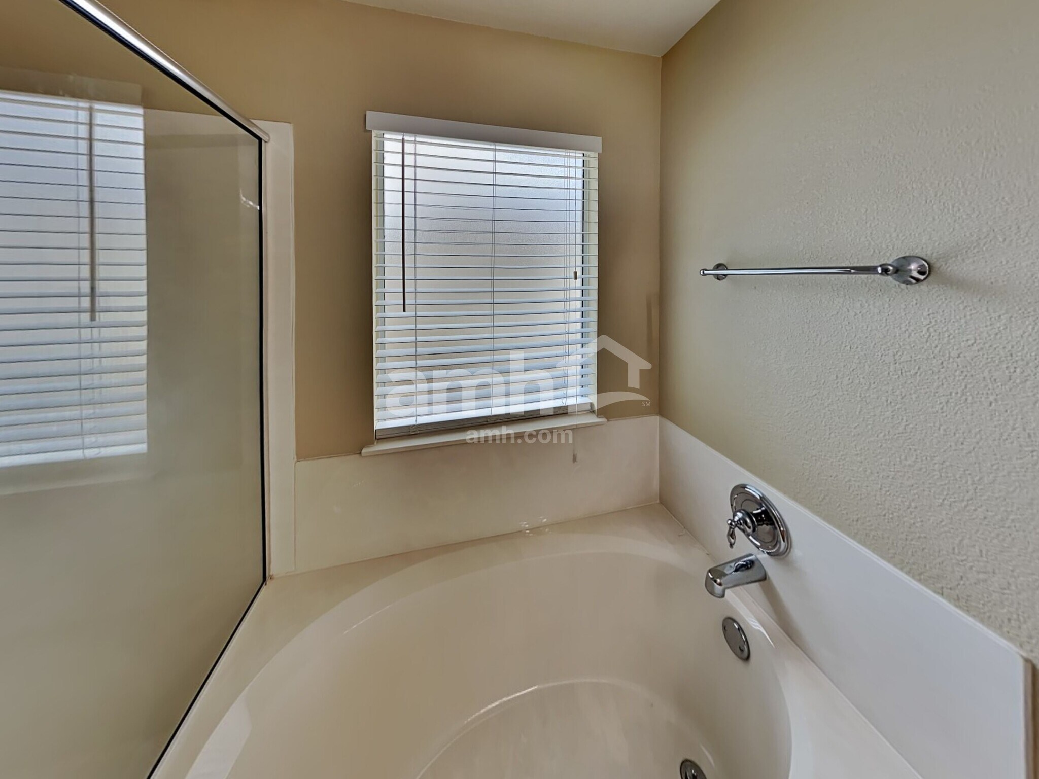 Building Photo - 1011 Aiken Dr