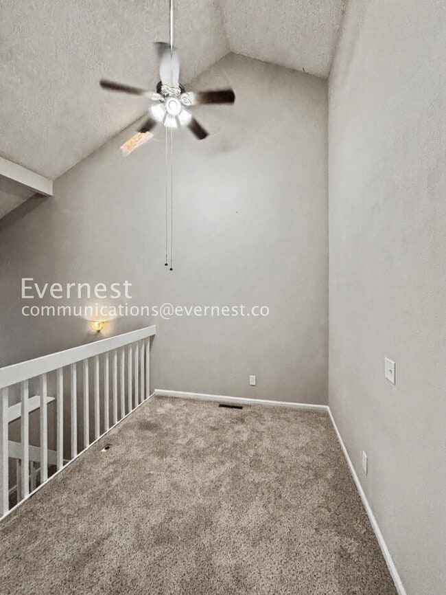 Building Photo - Comfort Meets Community in Centennial with 2 Car Garage / 3 beds & 3 baths / Available Now!