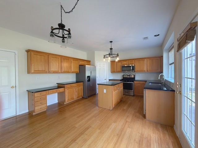 Building Photo - 1805 Montcliff Dr