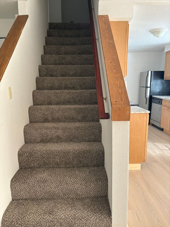 Building Photo - 3008 SE 38th Ct