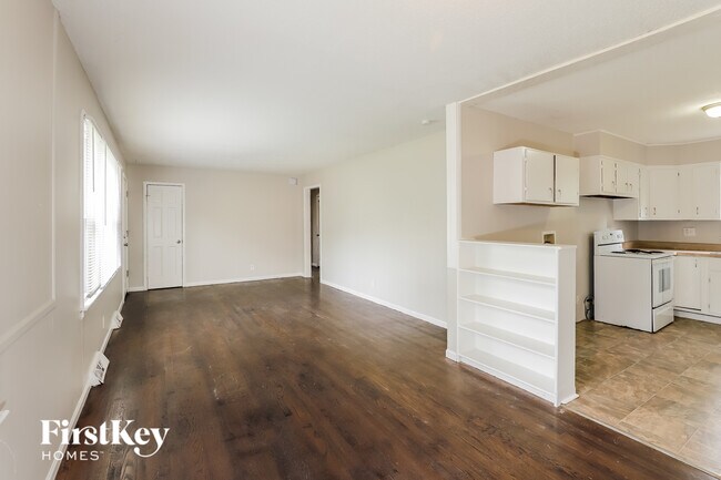 Building Photo - 1403 NE 67th Pl