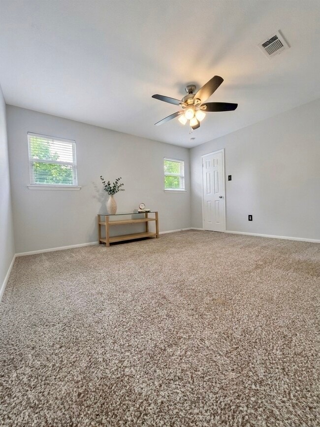 Building Photo - 14011 Wickersham Ln