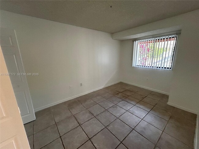 Building Photo - 5200 NW 31st Ave