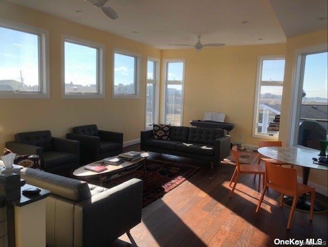 Building Photo - 7 Pond Rd