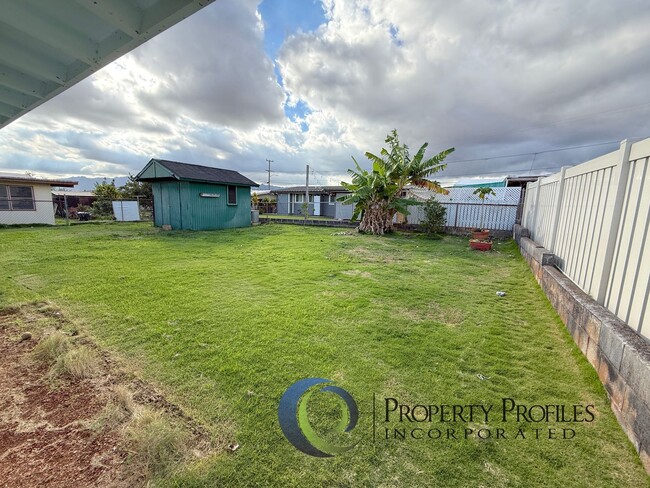 Building Photo - Waipio Acres 4 Bedroom 1 Bath House with P...