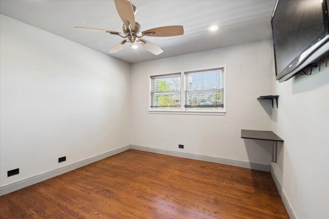 Building Photo - 4847 N Harlem Ave